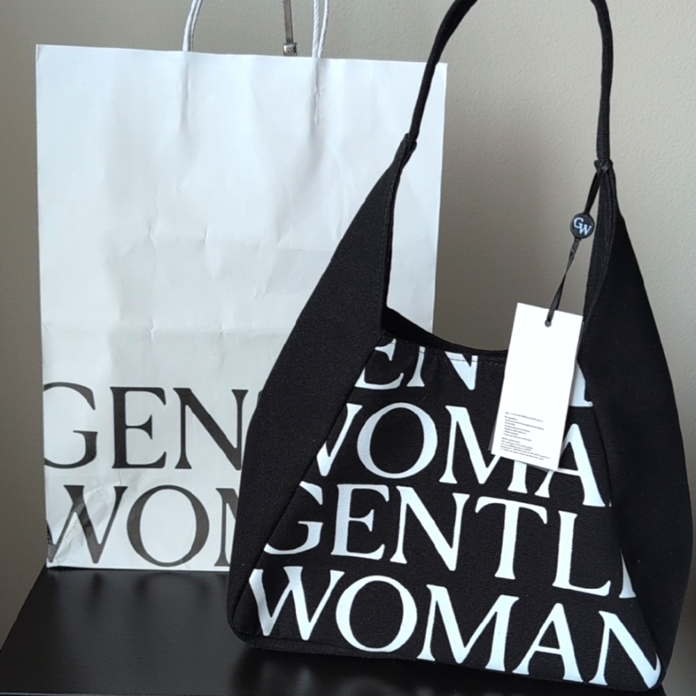 Gentle Woman Black tote Bag